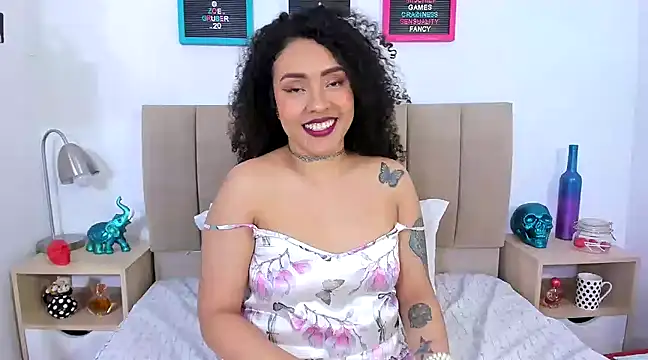 Zoe Gruber online show from March 17, 3:14 am