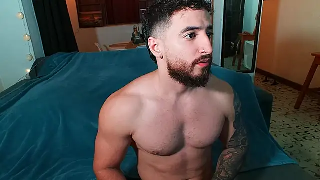 AndrewMartinez online show from January 28, 11:28 pm