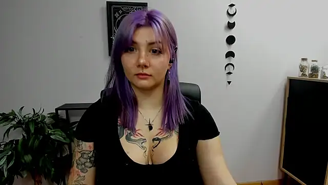 GabbiePerfect online show from December 4, 6:17 pm