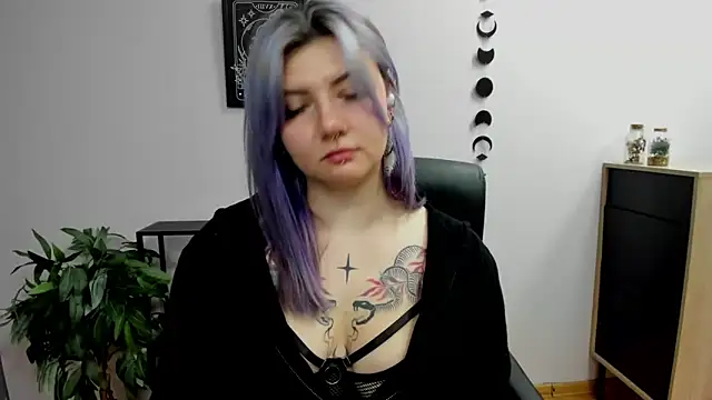 GabbiePerfect online show from February 3, 6:17 pm