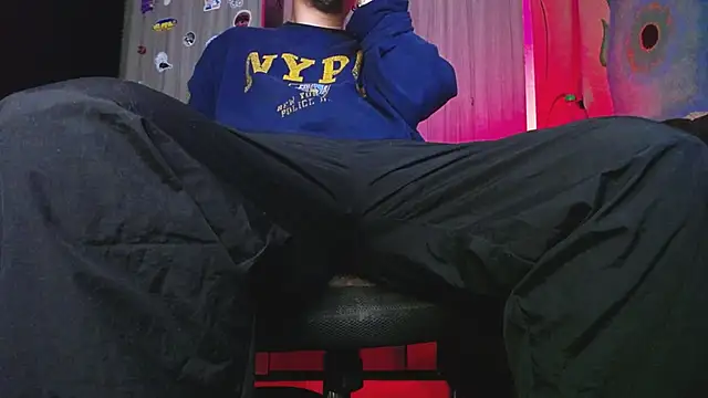 zacwatson  online show from September 12, 2:55 am