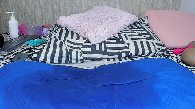 violett lo online show from January 30, 6:13 am