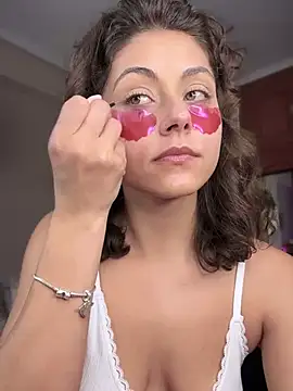 AvaBabyGirl online show from January 26, 1:25 pm