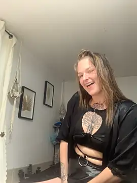 Mymy Stevo 420 online show from December 18, 1:44 am