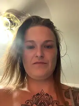 Mymy Stevo 420 online show from December 21, 2:41 am