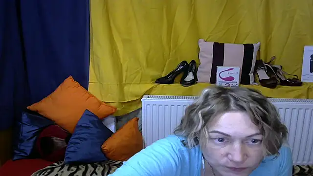 wLESLYMOSw online show from January 17, 3:11 pm