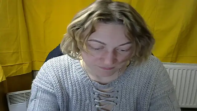 wLESLYMOSw online show from February 12, 6:30 pm