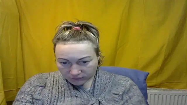 wLESLYMOSw online show from February 17, 8:15 pm