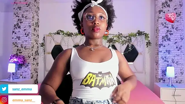 EmmaSanzz  online show from February 3, 11:31 am