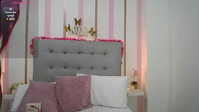 Mariana Rojas online show from February 26, 8:59 am