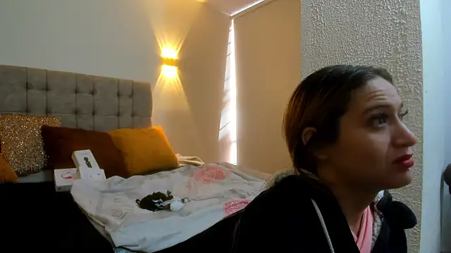 Carolina hernandez22 online show from October 9, 12:47 pm