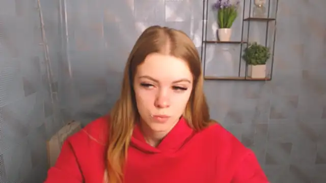 AliceFlirtt  online show from December 14, 8:13 am