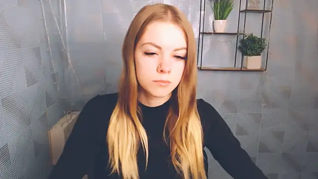 AliceFlirtt  online show from December 18, 10:40 am