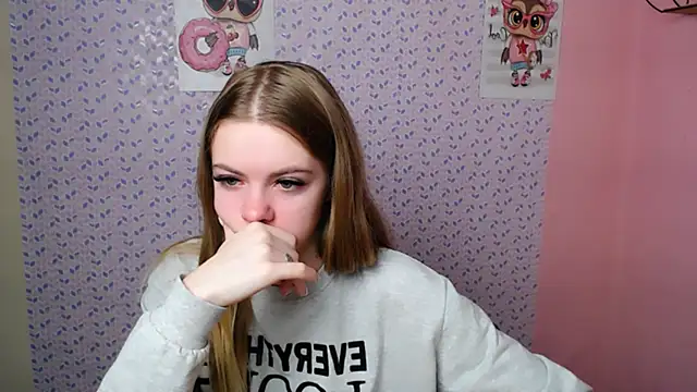 AliceFlirtt  online show from January 9, 7:42 am