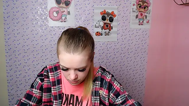 AliceFlirtt  online show from January 10, 8:18 am