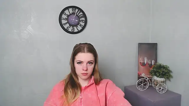 AliceFlirtt  online show from February 11, 2:46 pm