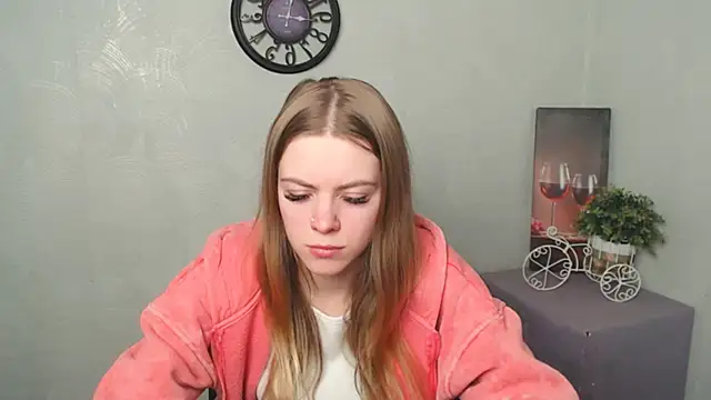 AliceFlirtt  online show from February 26, 1:52 pm