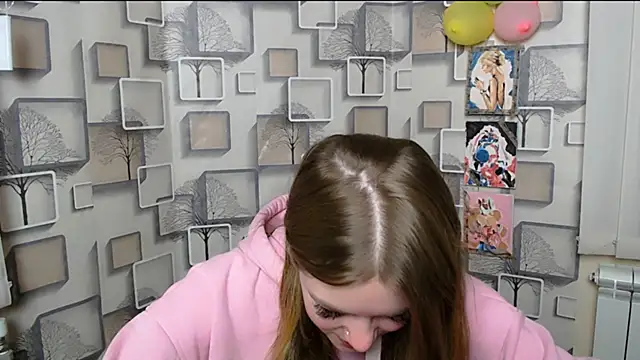 AliceFlirtt  online show from March 3, 8:38 am