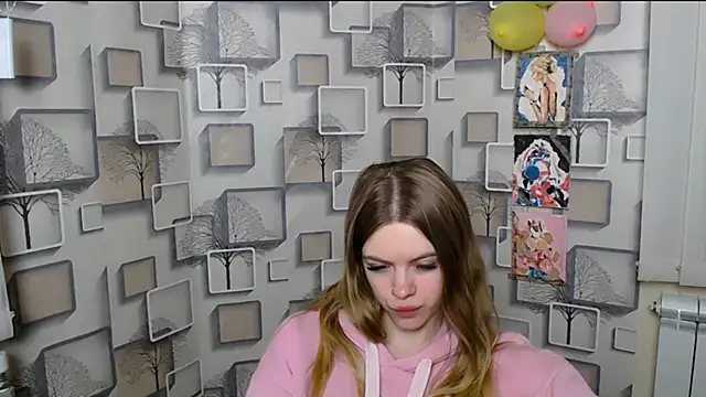 AliceFlirtt  online show from March 3, 11:44 am