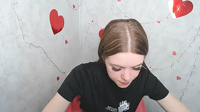 AliceFlirtt  online show from March 20, 11:05 am