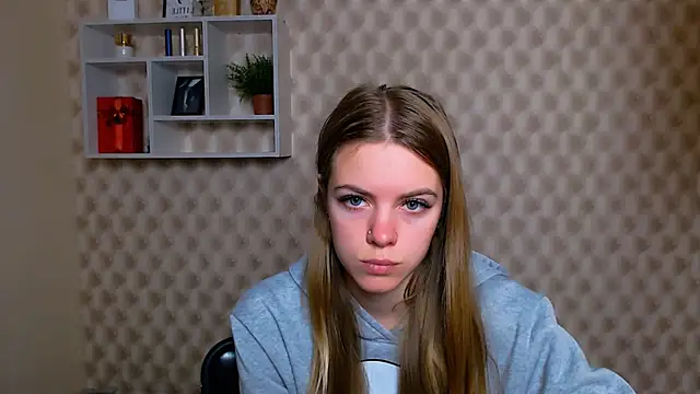 AliceFlirtt  online show from October 28, 8:29 am