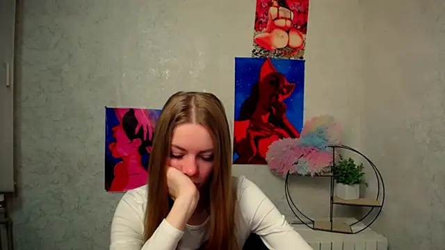 AliceFlirtt  online show from November 21, 7:40 am