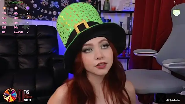 LilyVelvett online show from March 18, 3:31 am