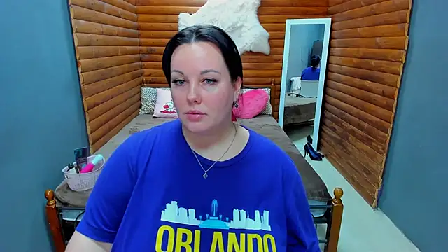 BubbleEmma online show from January 19, 2:04 am