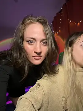 Dooubletroublee online show from December 8, 10:14 pm