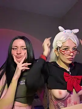 Dooubletroublee online show from March 1, 2:26 am