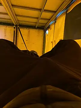 Snapshot of cussy007 chatting on December 17, 12:22 pm cussy007 online show from December 17, 12:22 pm