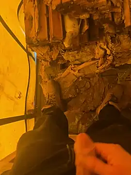 Snapshot of cussy007 chatting on February 12, 2:43 pm cussy007 online show from February 12, 2:43 pm