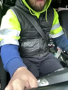 Snapshot of cussy007 chatting on March 12, 7:02 am cussy007 online show from March 12, 7:02 am