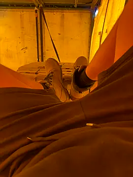 Snapshot of cussy007 chatting on September 25, 12:20 pm cussy007 online show from September 25, 12:20 pm