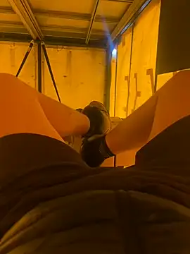 Snapshot of cussy007 chatting on November 10, 1:21 pm cussy007 online show from November 10, 1:21 pm