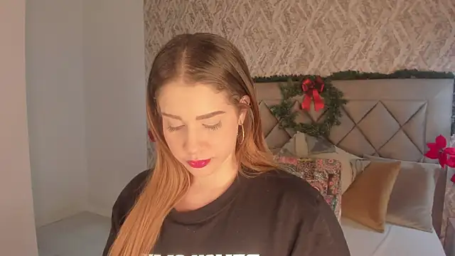 Snapshot of Lady_lacey05 chatting on December 17, 5:58 pm Lady lacey05 online show from December 17, 5:58 pm