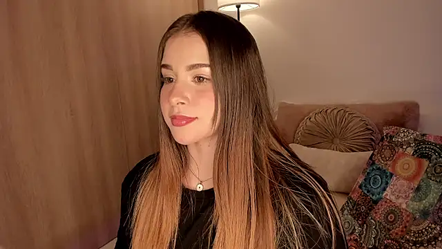 Snapshot of Lady_lacey05 chatting on October 6, 1:36 am Lady lacey05 online show from October 6, 1:36 am