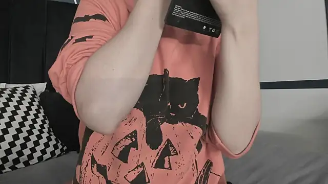 Adeelinee online show from January 17, 7:49 pm