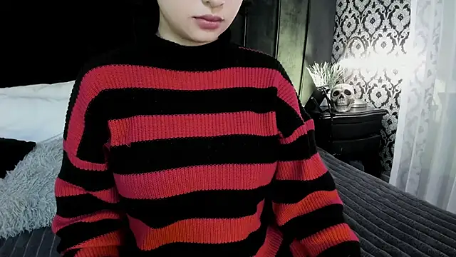 Adeelinee online show from September 18, 7:38 pm