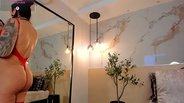 LeaThompson online show from September 24, 12:03 am