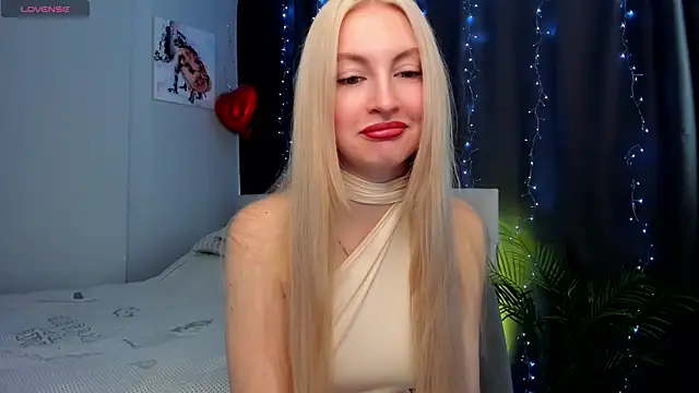 Snapshot of Kimmy_powell chatting on October 18, 3:09 am Kimmy powell online show from October 18, 3:09 am