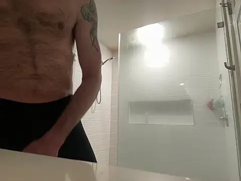 Snapshot of El_Gizmo chatting on February 13, 11:50 am El Gizmo online show from February 13, 11:50 am