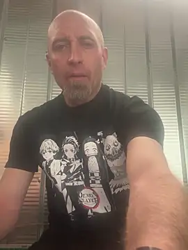 Snapshot of El_Gizmo chatting on February 15, 8:11 pm El Gizmo online show from February 15, 8:11 pm