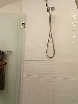 Snapshot of El_Gizmo chatting on March 12, 4:02 pm El Gizmo online show from March 12, 4:02 pm