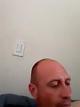 Snapshot of El_Gizmo chatting on March 20, 6:09 pm El Gizmo online show from March 20, 6:09 pm