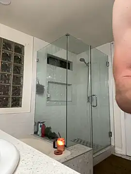 Snapshot of El_Gizmo chatting on September 12, 9:31 am El Gizmo online show from September 12, 9:31 am