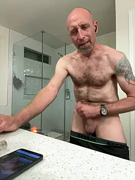 Snapshot of El_Gizmo chatting on September 24, 9:12 am El Gizmo online show from September 24, 9:12 am