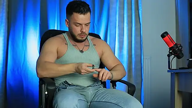 juliusmasters online show from January 11, 10:18 pm