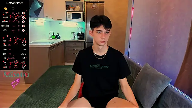 Aaron Boom online show from September 28, 7:08 pm