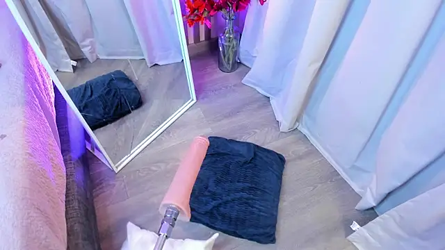 charloottee 1 online show from February 24, 8:38 am